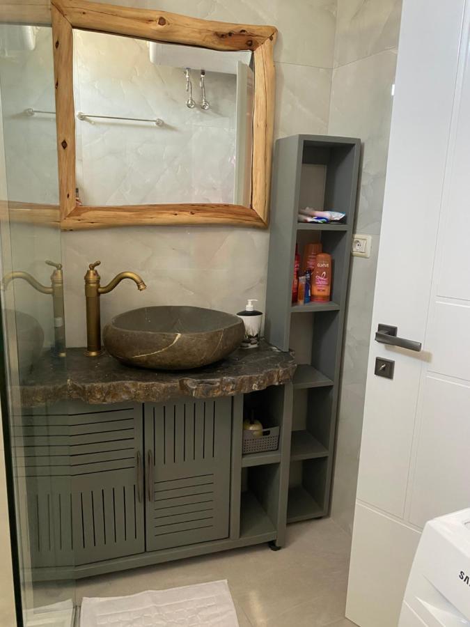 Saranda Dreamland House Apartment ภายนอก รูปภาพ